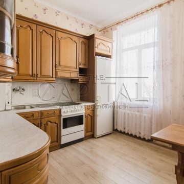 Rent 4 rooms Apartments on the street Bogomolets Akademika 7/14