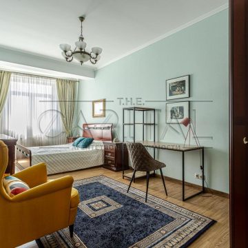 Продаж 3 комн. Квартири по вул. Коновальца Евгения 36 б