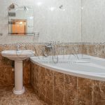 Продаж 3 кімн. квартири по вул. Срібнокільська 1 | 13