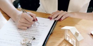 Contract for the sale of property rights to real estate