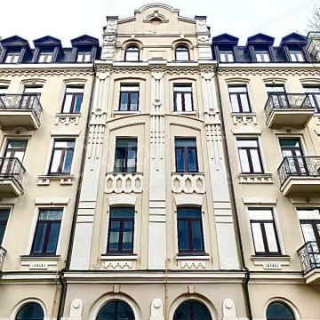 Sale of commercial real estate on the street Sechevykh Streltsov, 1545 m²