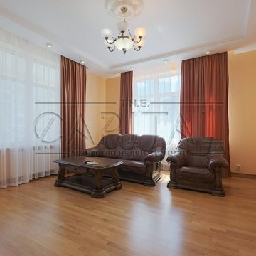 Оренда 2 кімн. квартири по вул. Андрія Верхогляда 7