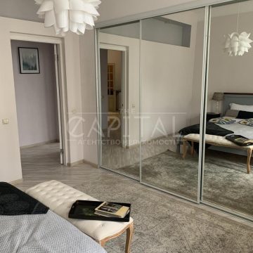 Rent 3 rooms Apartments on the street Lutheranskaya 27-29