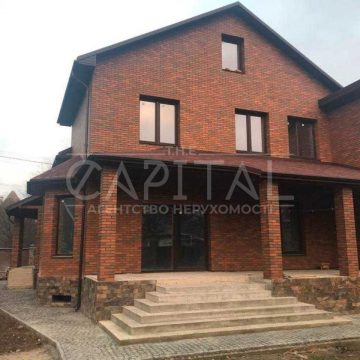 House for rent 574m², 8 ares, Kiev