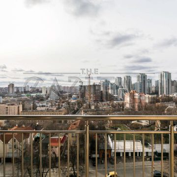 Продаж 4 кімн. квартири по вул. Звіринецька 59