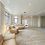 Продаж 2 кімн. квартири по вул. Франка Івана 4Б | 2