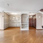 Продаж 5 кімн. квартири по вул. Орлика Пилипа 10 | 3