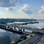 Продаж 3 кімн. квартири по вул. Дніпровська наб. | 1