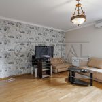 Продаж 2 кімн. квартири по вул. Коновальця Євгена 32б | 2