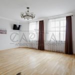 Продаж 2 кімн. квартири по вул. Коновальця Євгена 32б | 1