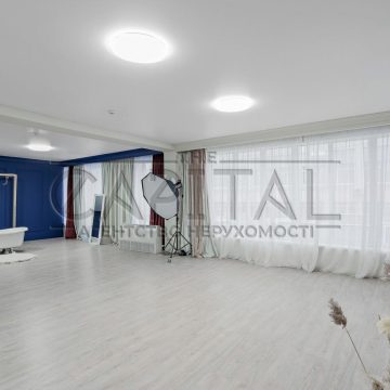 Sale of commercial real estate st. Vasily Porik, 350 m²