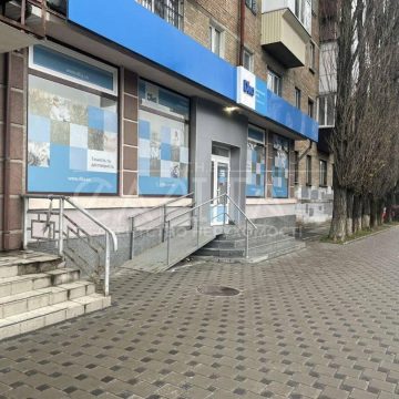 Продажа коммерческой недвижимости ул. Комарова Космонавта, 474 м²
