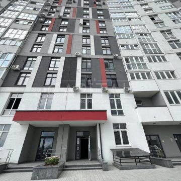 Продажа коммерческой недвижимости ул. Маланюка Евгения, 87 м²