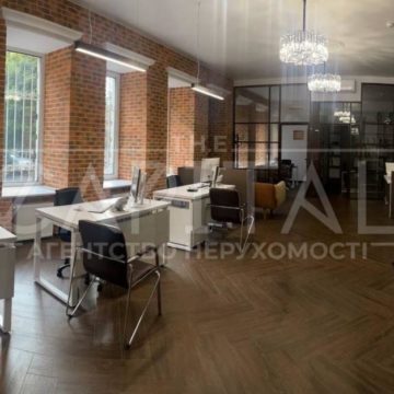 Sale of commercial real estate st. Vyacheslav Lipinsky, 184.4 m²