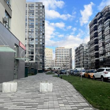 Продажа коммерческой недвижимости ул. Гречко Маршала, 132 м²