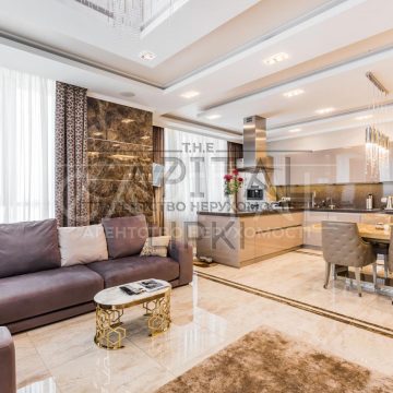 Sale of 3 room. Apartments on the street Dragomirova 7