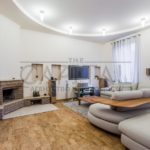 Продаж 5 кімн. квартири по вул. Алли Горський 8 | 1
