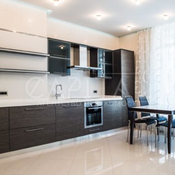 Sale of 3 room. Apartments on the street Dragomirova 3