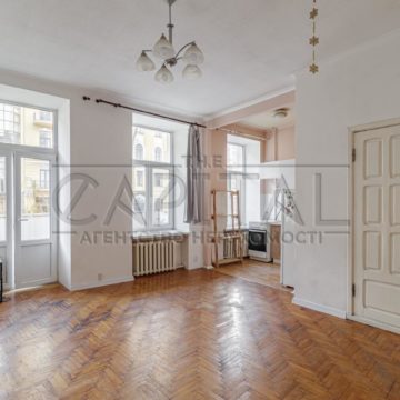 Sale of 1 rooms. Apartments on the street Franko Ivana 20