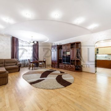 Sale 3 rooms Apartments on the street Konovalets Evgeniya 32G