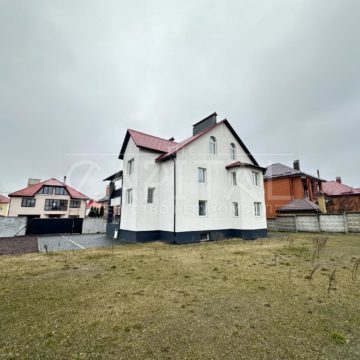 House for rent, 450 m², 16 acres, Kyiv