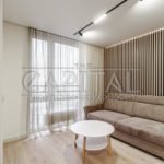 Продаж 2 кімн. квартири по вул. Дніпровська наб. 18Б | 2