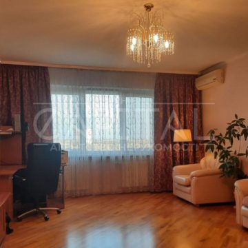 Sale of 3 rooms. Apartments on the street Sverstyuk 52 c