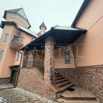 House for rent 470m², 10 ares, Kiev