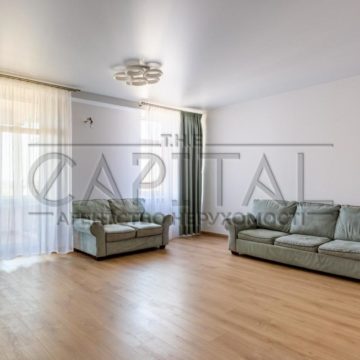 Sale of 4 rooms. Apartments on the street Lesi Ukrainky 7A