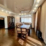 Продаж будинку 495м², 20 соток, Бобриця | 4