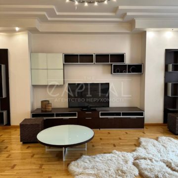 Sale of 3 rooms. Apartments on the street Lesi Ukrainky 30B