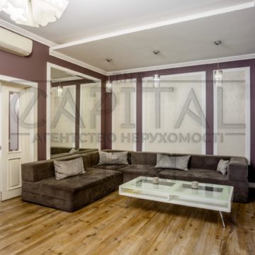 Rent 3 rooms Apartments on the street Dragomirova 12