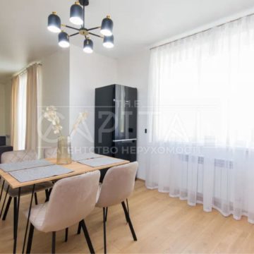 Rent 3 rooms Apartments on the street Cherkasy