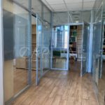 Оренда комерційної нерухомості по вул. Дніпровська наб., 182 м² | 2