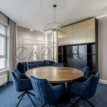 Продаж комерційної нерухомості по вул. Кловський узвіз, 269 м²