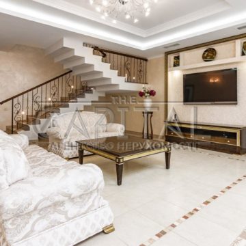 Оренда будинку 430м², 18 соток, Романків