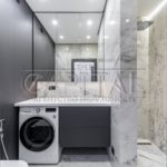 Продаж 2 кімн. квартири по вул. Комарова Космонавта 11 | 13
