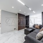 Продаж 2 кімн. квартири по вул. Комарова Космонавта 11 | 2