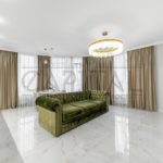 Продаж 2 кімн. квартири по вул. Тадея Рильського 1 | 2