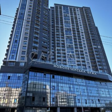 Продаж 5 кімн. квартири по вул. Михайла Бойчука 41