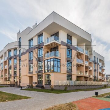 Продаж 2 кімн. квартири по вул. Богатирська 32
