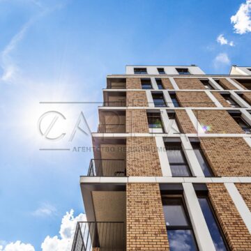 Продаж 3 кімн. квартири по вул. Набережно-Рибальська 7