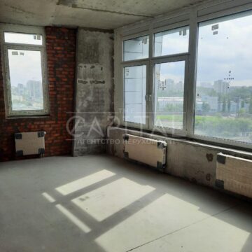 3-room apartment for sale on Beresteyskyi Street