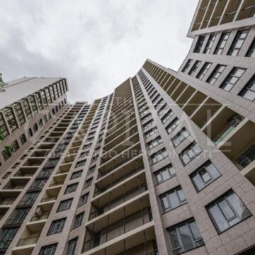 Продаж 2 кімн. квартири по вул. Василя Тютюнника 28а