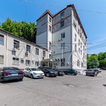 Продаж комерційної нерухомості по вул. Фортечний тупик, 190 м²
