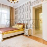 Продаж будинку 465.2м², 12 соток, Козин | 12