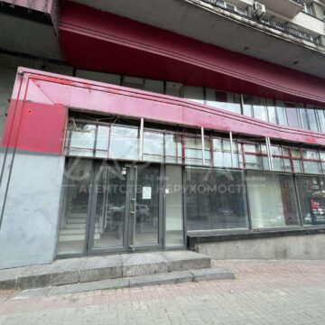 Продаж комерційної нерухомості по вул. Шевченка Тараса, 179 м²