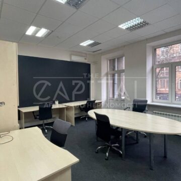 Продаж 3 кімн. квартири по вул. Інститутська