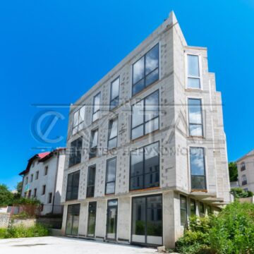 Продаж комерційної нерухомості по вул. Болсуновський, 543 м²