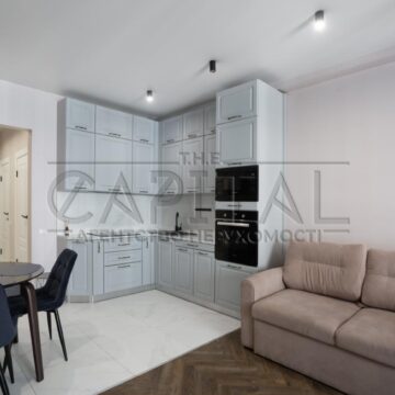 Продаж 1 кімн. квартири по вул. Максимовича Михайла 26б